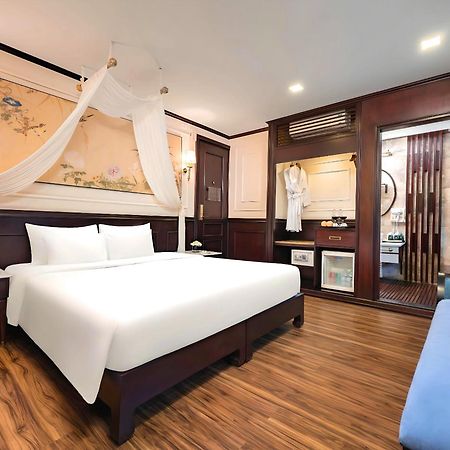 Amanda Luxury Cruise Hotel ฮาลอง ภายนอก รูปภาพ