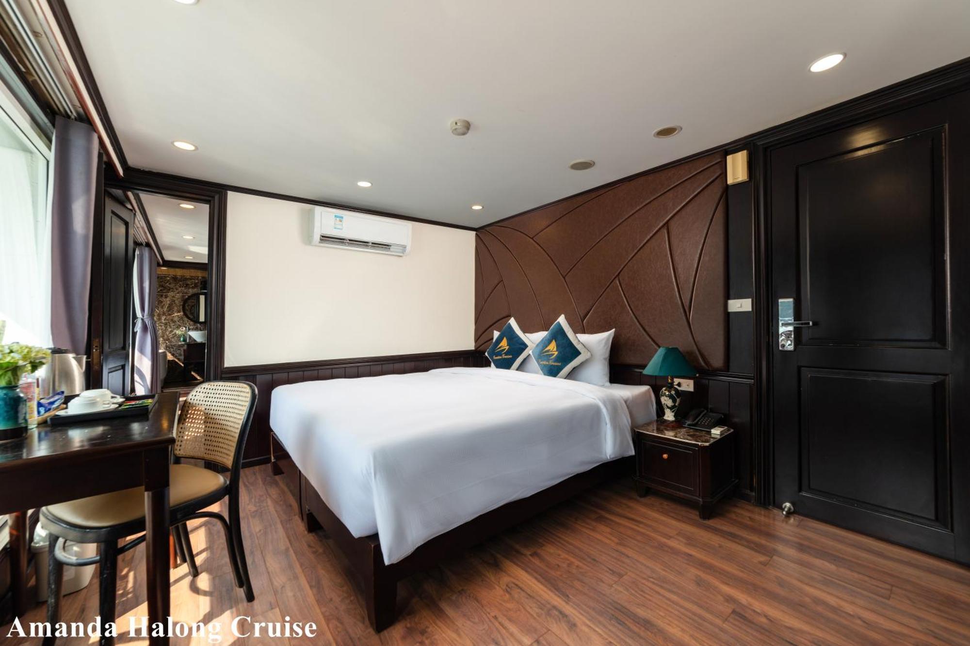 Amanda Luxury Cruise Hotel ฮาลอง ภายนอก รูปภาพ