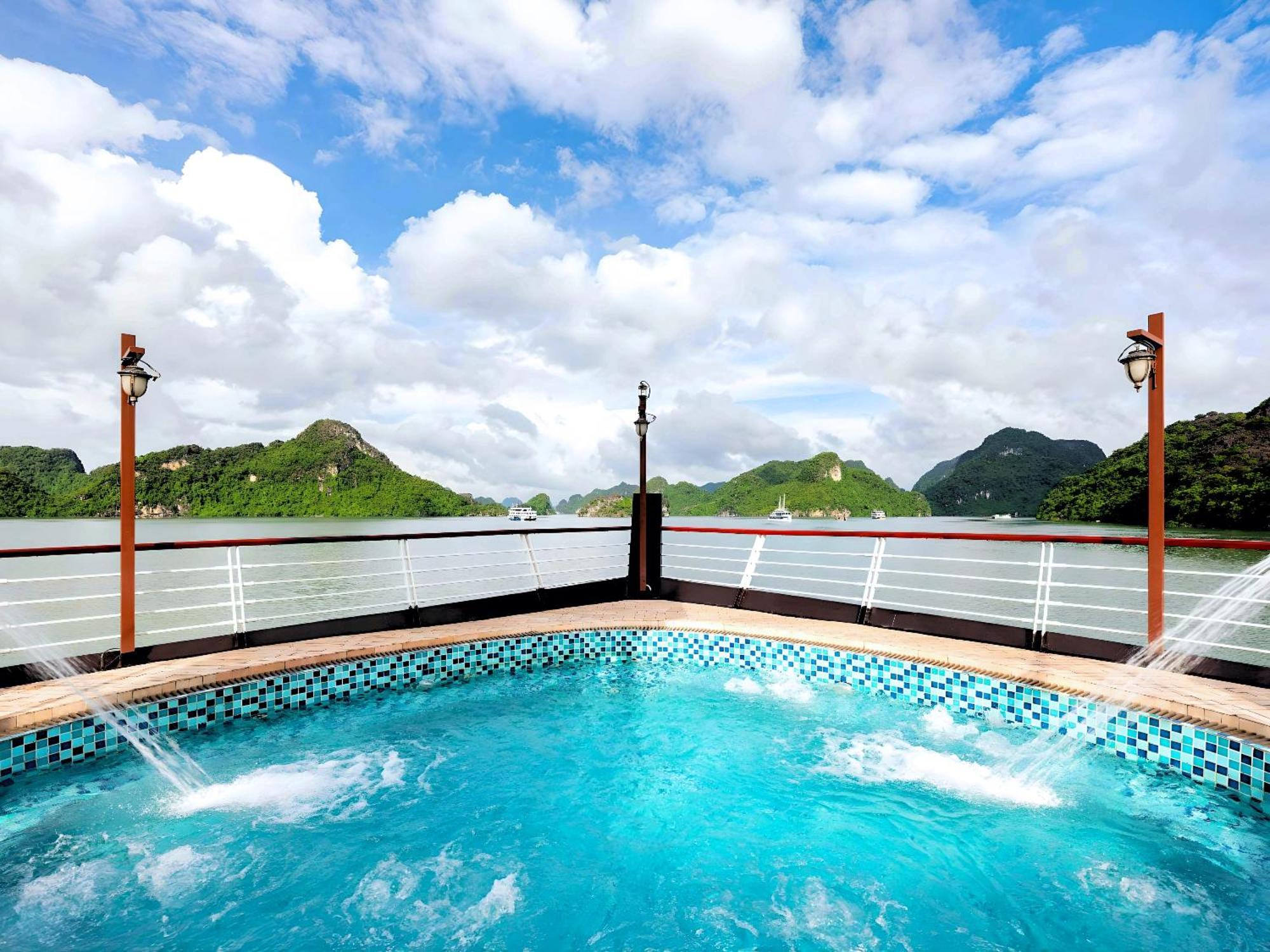 Amanda Luxury Cruise Hotel ฮาลอง ภายนอก รูปภาพ