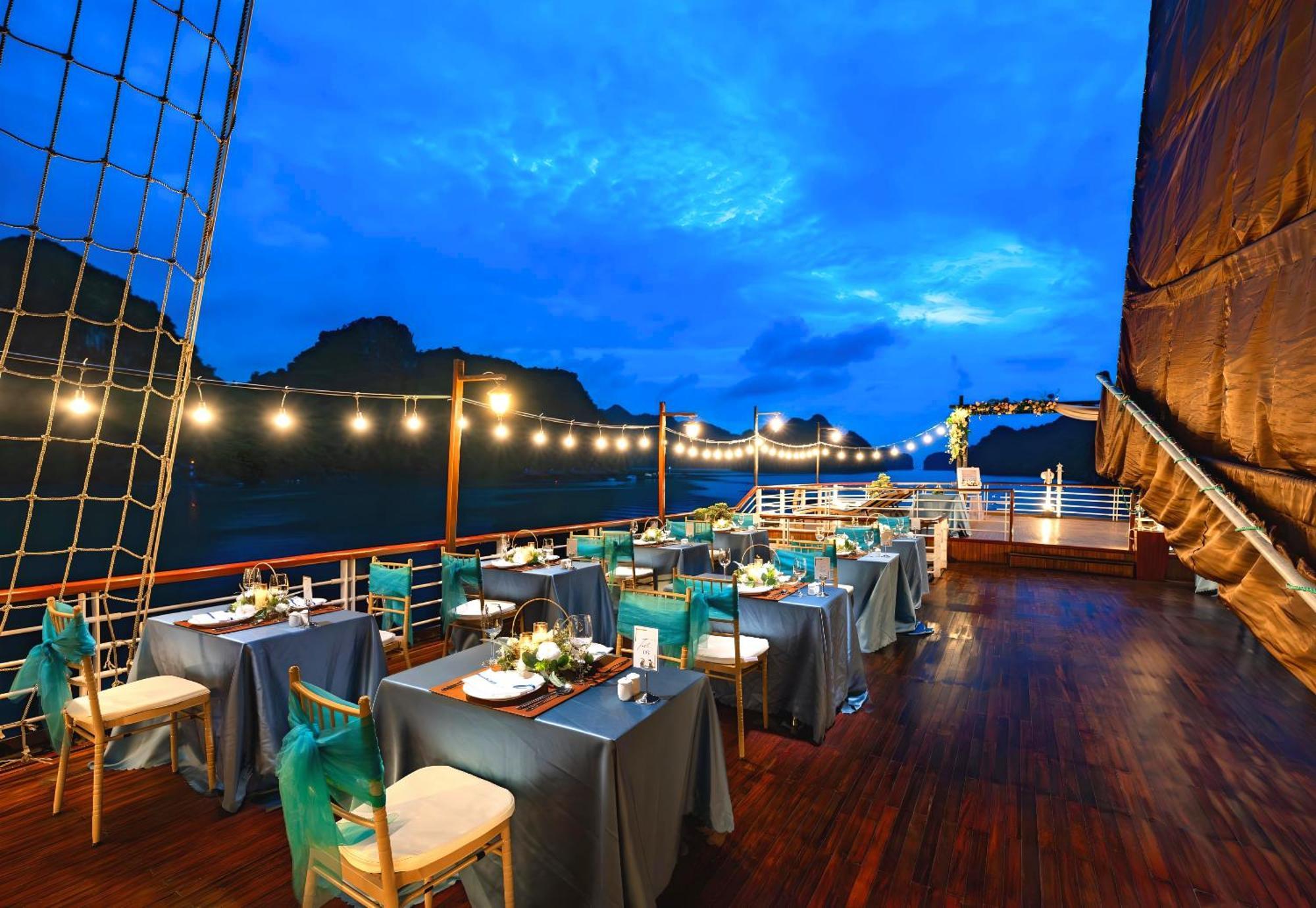 Amanda Luxury Cruise Hotel ฮาลอง ภายนอก รูปภาพ
